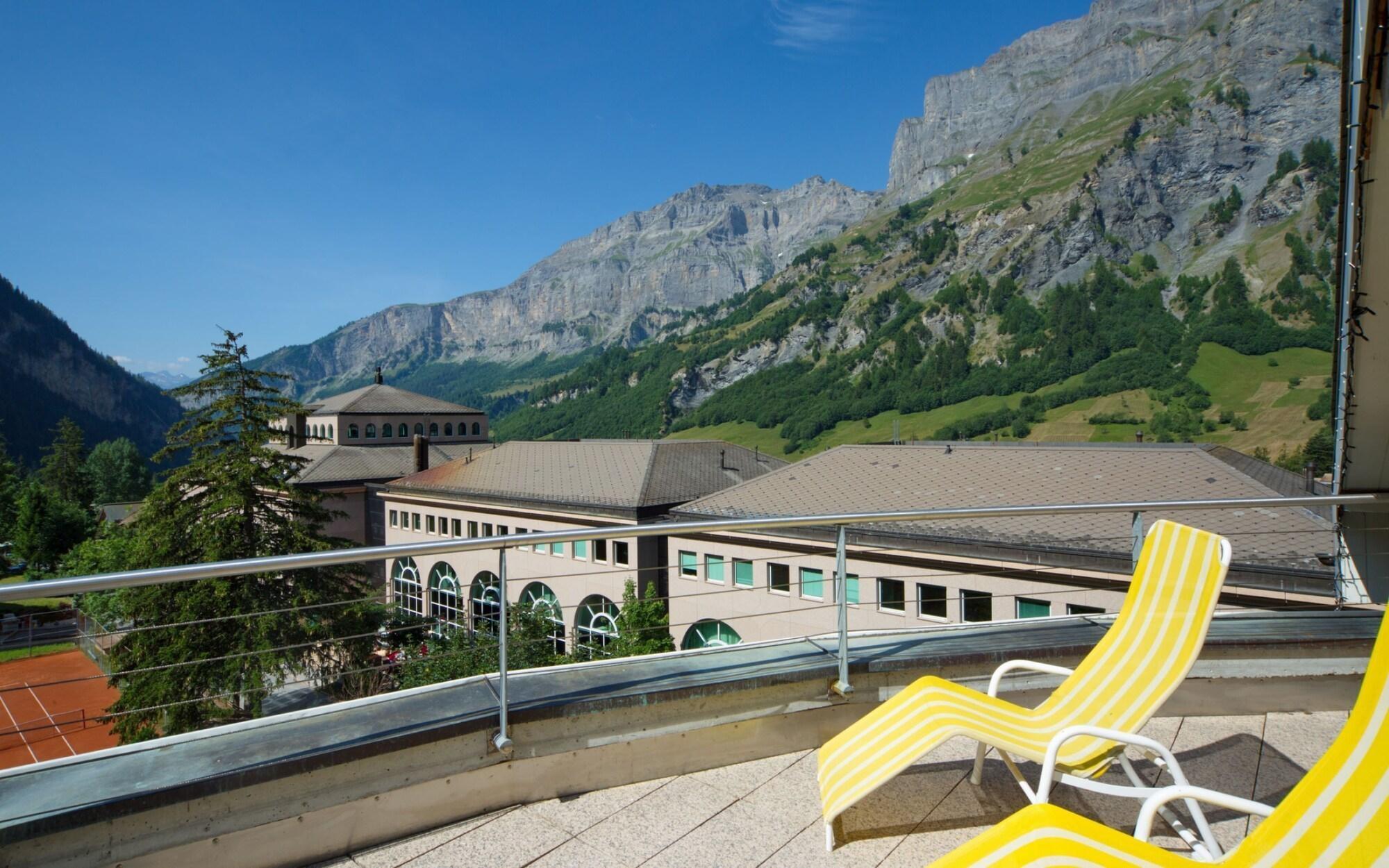Thermal Hotels&Walliser Alpentherme Leukerbad Exterior foto