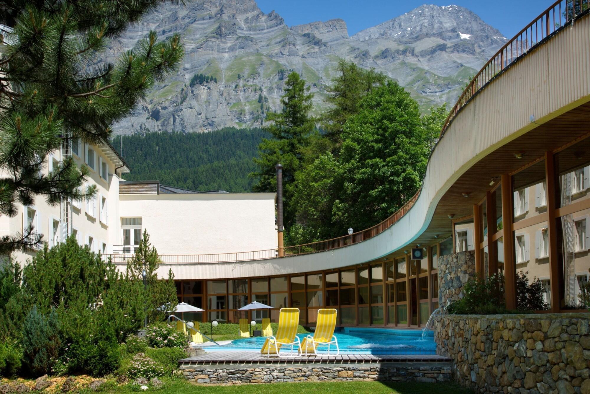 Thermal Hotels&Walliser Alpentherme Leukerbad Exterior foto